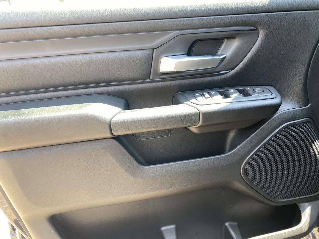 New 2026 RAM 1500 Express AWD/4WD image 14