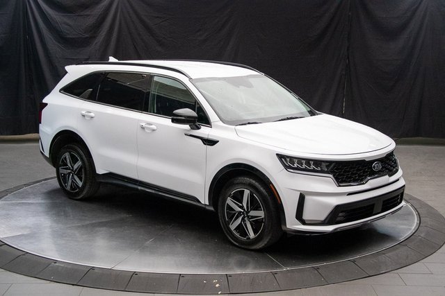 Used 2021 Kia Sorento EX image 2