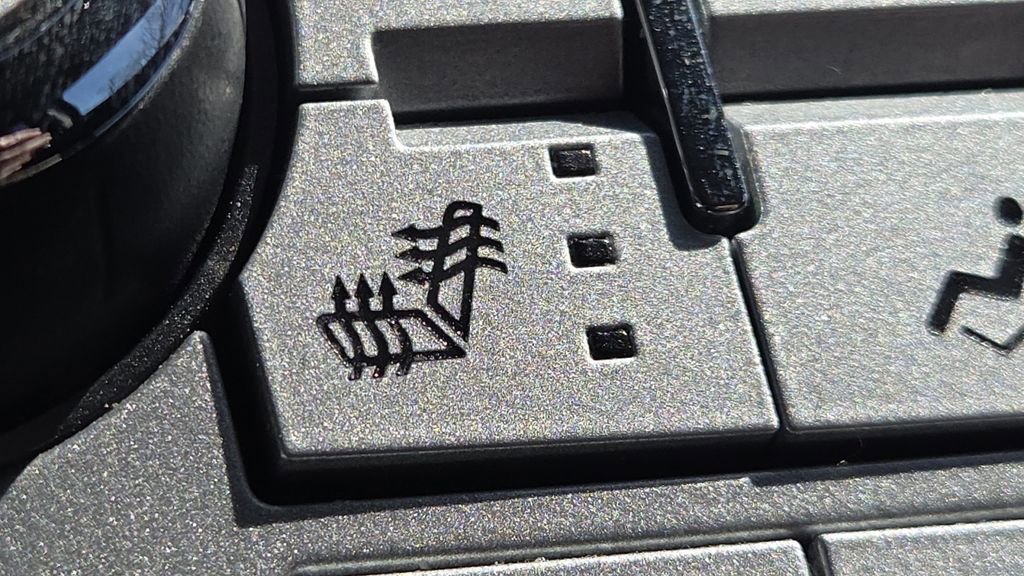 Used 2012 GMC Terrain SLT w/ LPO, Chrome Package image 3