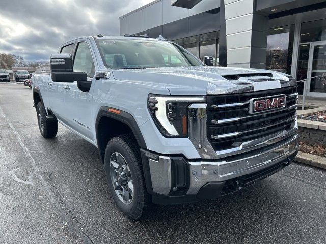 New 2026 GMC Sierra 3500 SLT