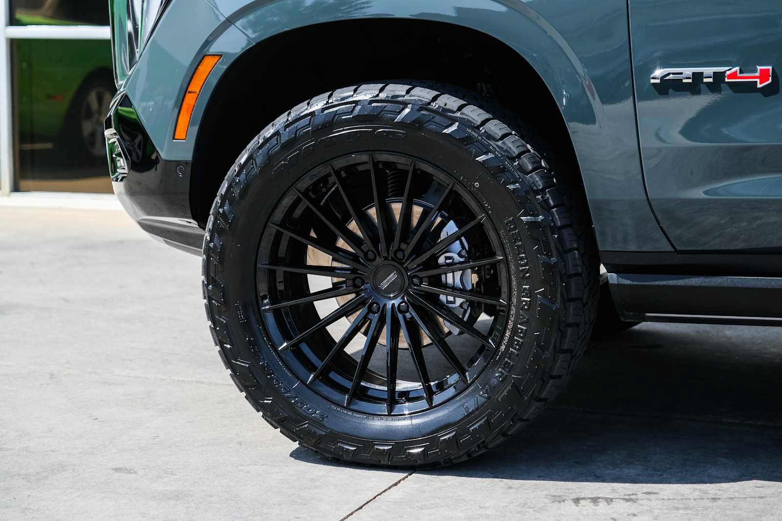 Used 2026 GMC Yukon AT4 Ultimate w/ LPO, Floor Liner Package AWD/4WD image 21