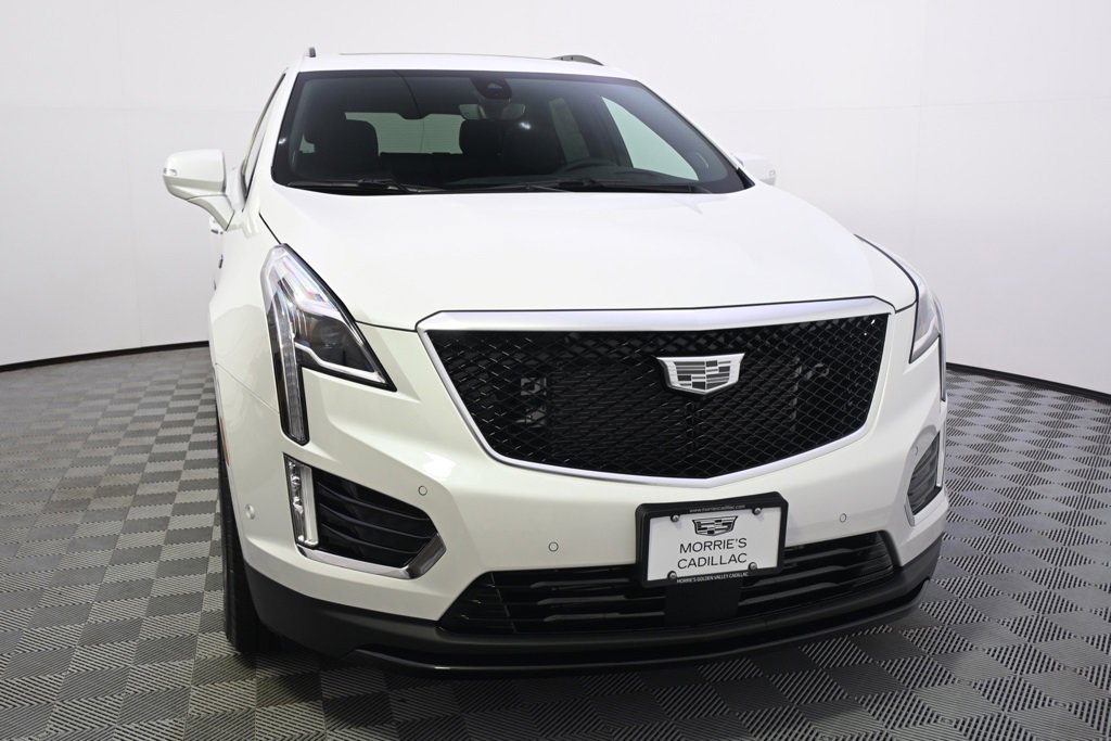 New 2025 Cadillac XT5 Sportv w/ LPO, Red Accent Package image 9