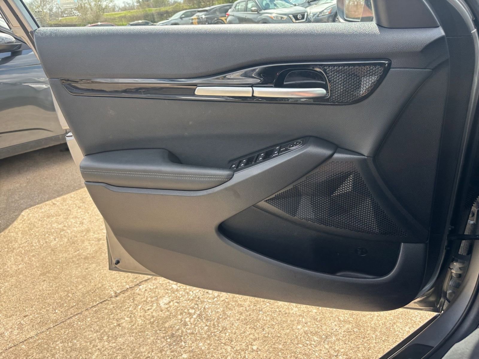 Used 2025 Kia Seltos S image 18