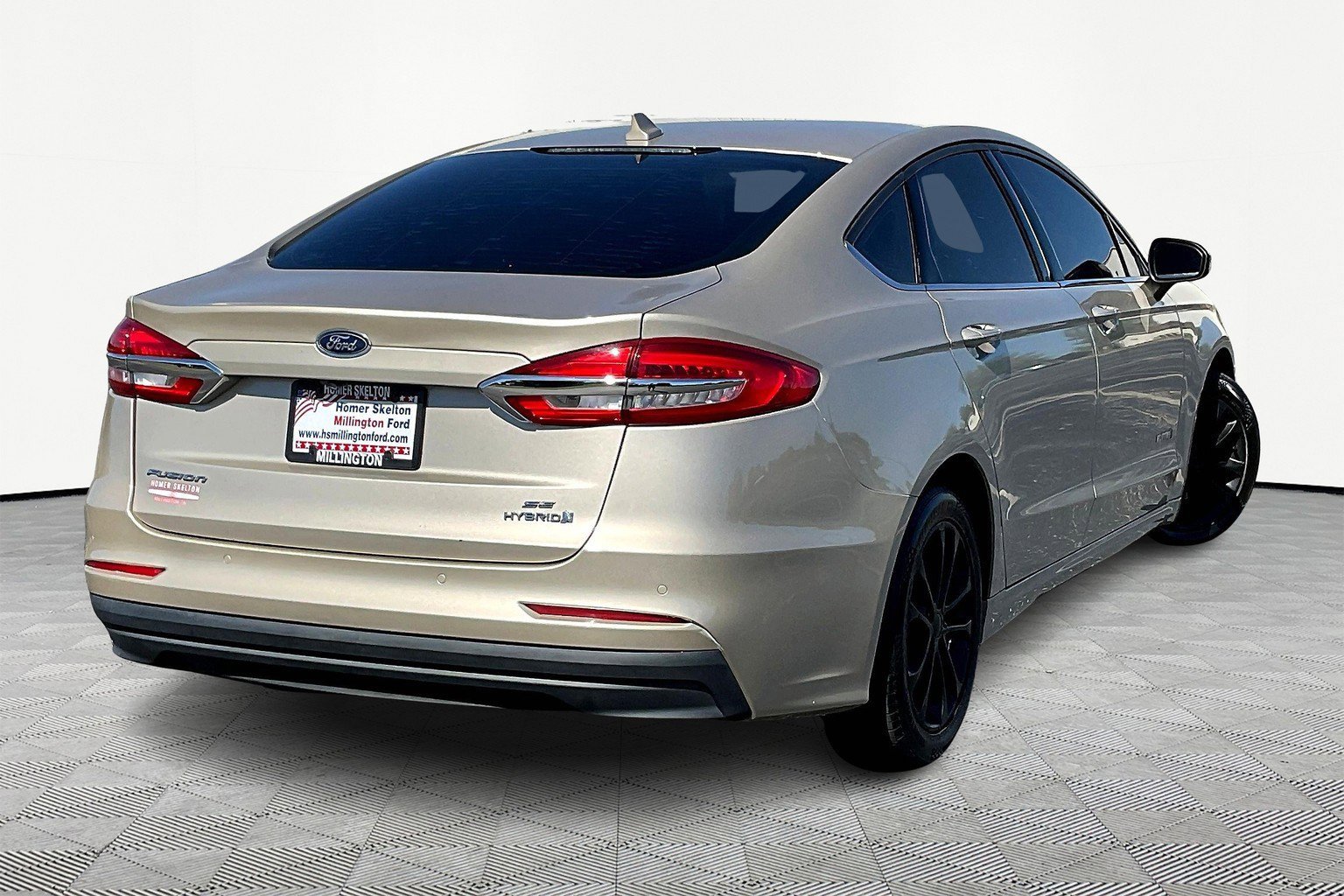Used 2019 Ford Fusion SE image 12