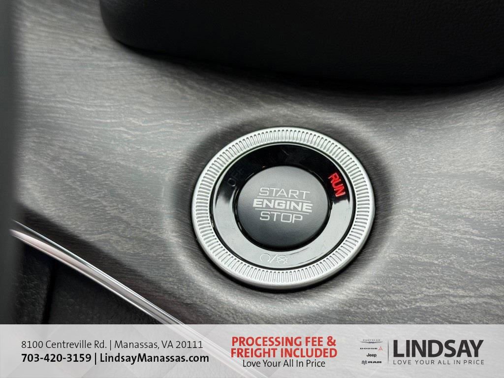 New 2025 Jeep Grand Cherokee Overland w/ Adv Protech Group III image 32