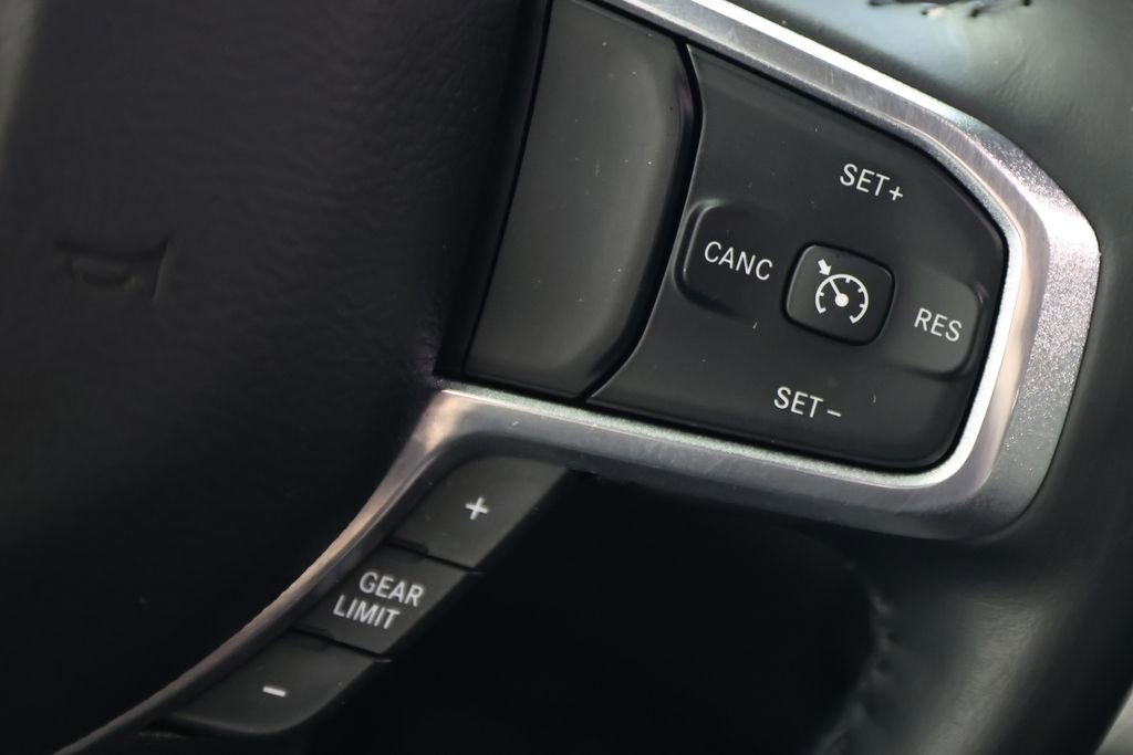 Used 2023 RAM 1500 Laramie AWD/4WD image 21