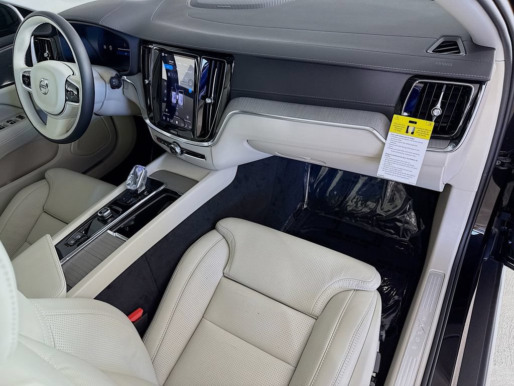 New 2026 Volvo V60 B5 Cross Country Ultra w/ Climate Package AWD/4WD image 31