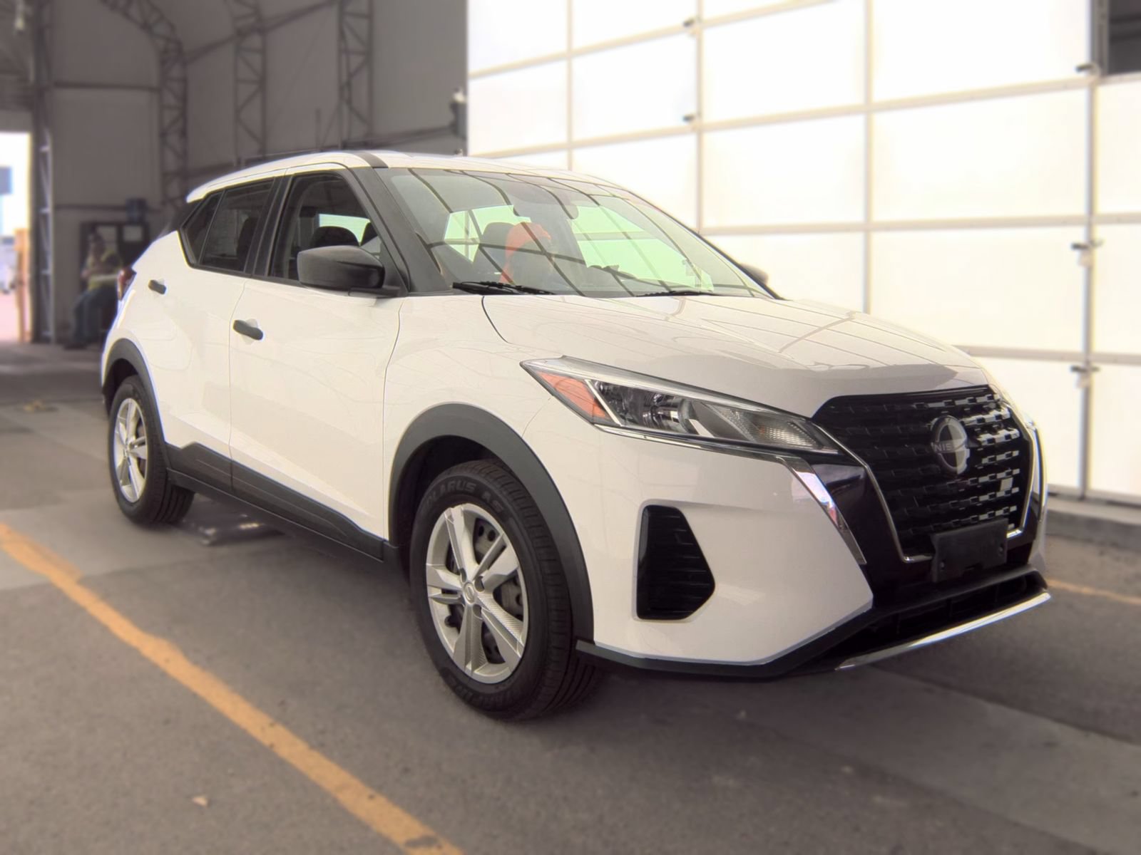 Used 2023 Nissan Kicks S FWD image 2