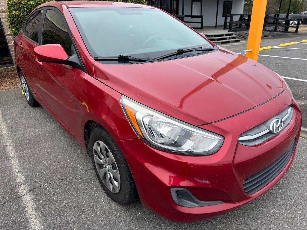 Used 2017 Hyundai Accent SE image 3