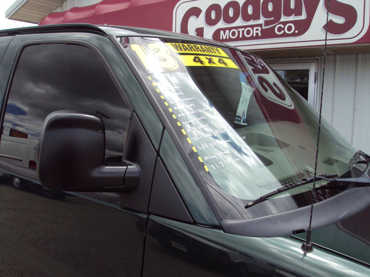 Used 2013 Chevrolet Express 1500 AWD image 35