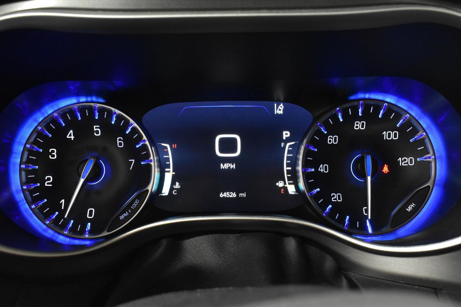 Used 2024 Chrysler Pacifica Touring-L image 21