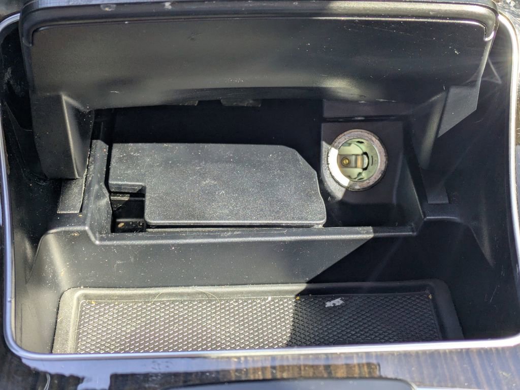 Used 2021 Mercedes-Benz GLC 300 w/ Multimedia Package image 24