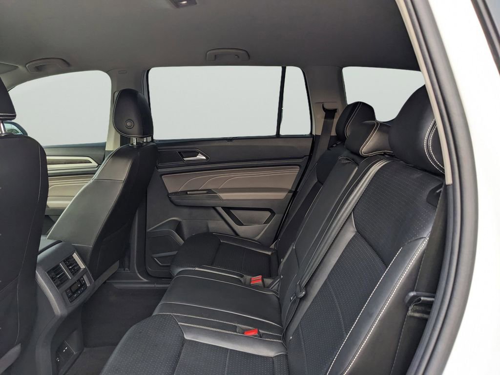 Certified 2023 Volkswagen Atlas SE image 17