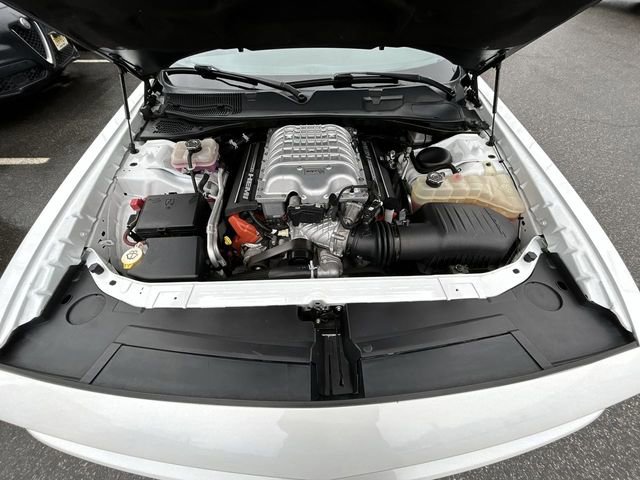 Used 2016 Dodge Challenger SRT Hellcat image 14