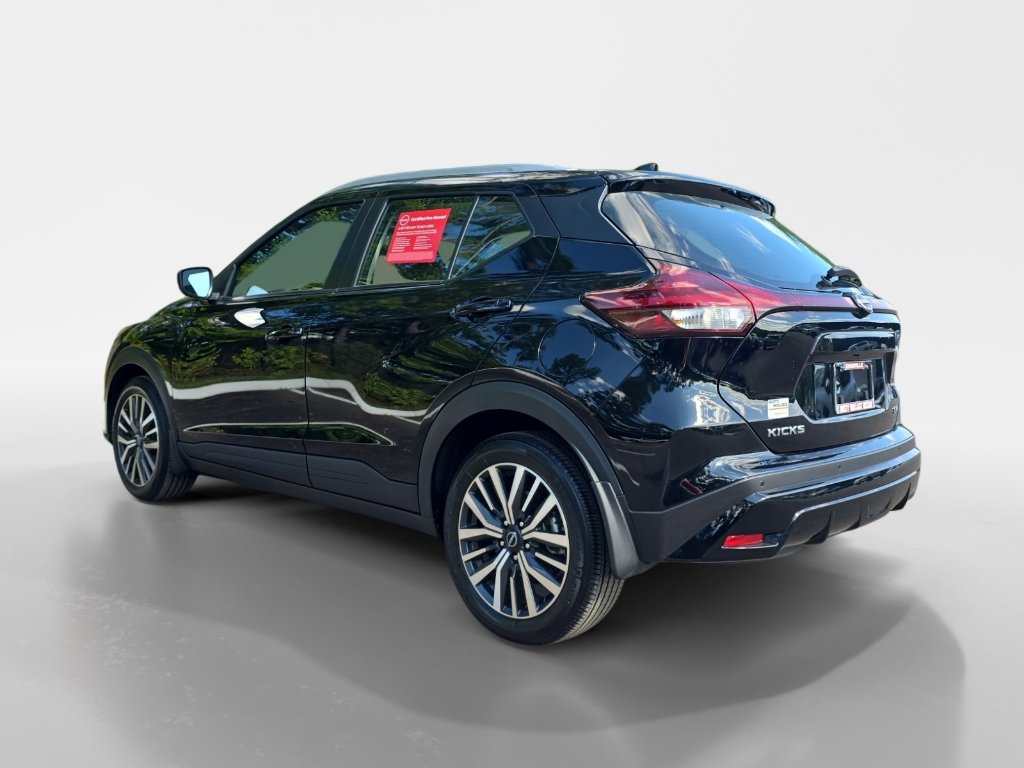 Certified 2024 Nissan Kicks SV image 4