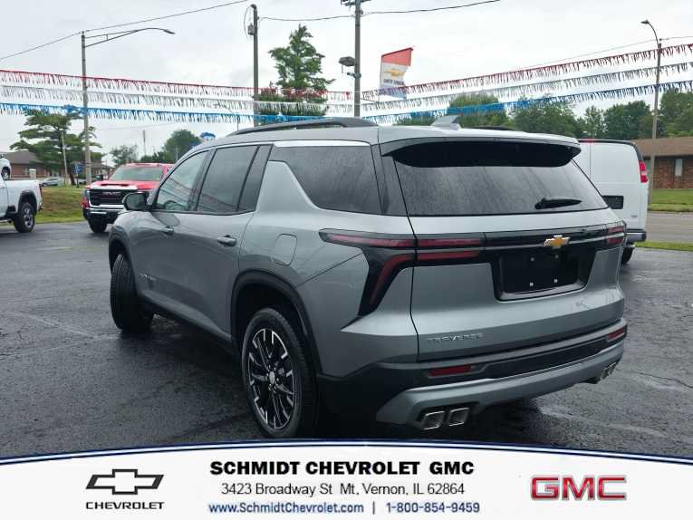New 2026 Chevrolet Traverse LT w/ Sun and Wheel Package FWD image 7