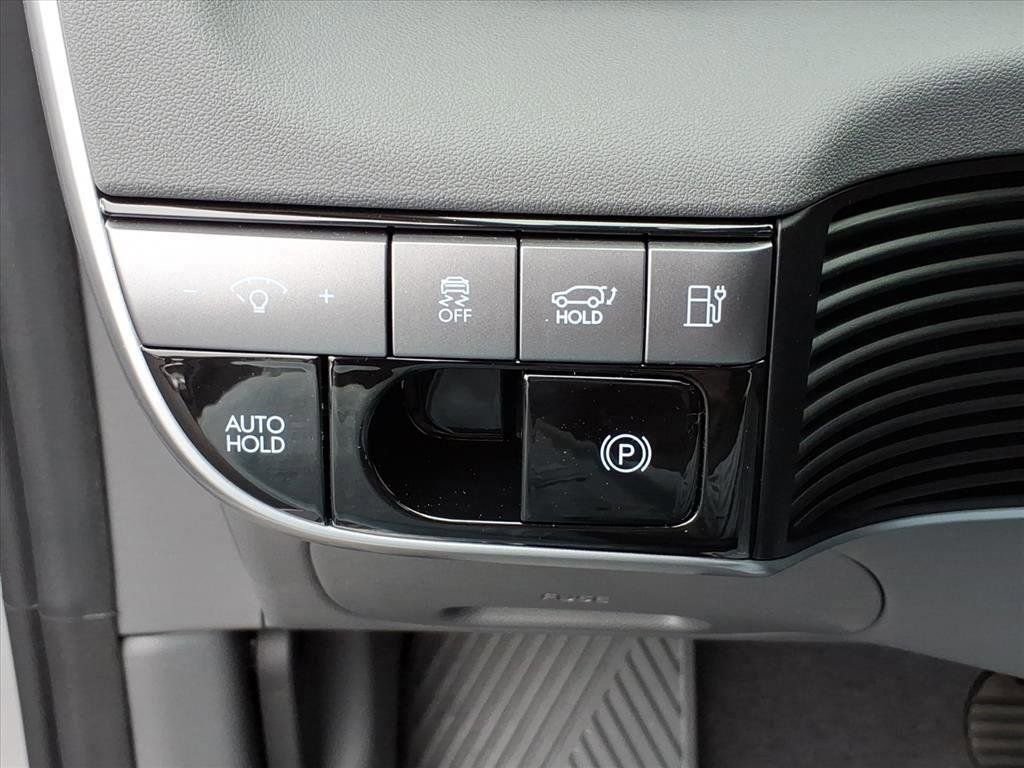 New 2026 Hyundai Ioniq 5 SEL image 16