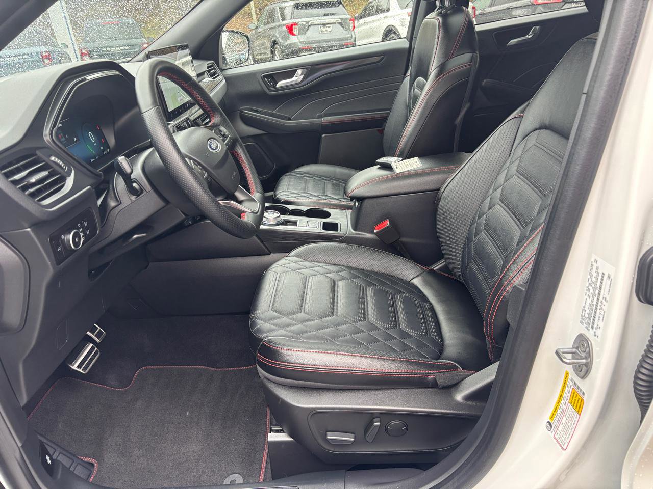 Used 2023 Ford Escape ST-Line Elite w/ Premium Technology Package image 12