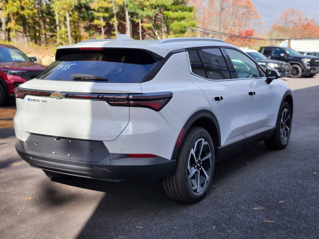New 2026 Chevrolet Equinox EV LT AWD/4WD image 5