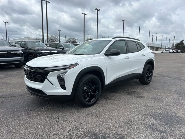 New 2026 Chevrolet Trax LT w/ Midnight Edition image 7