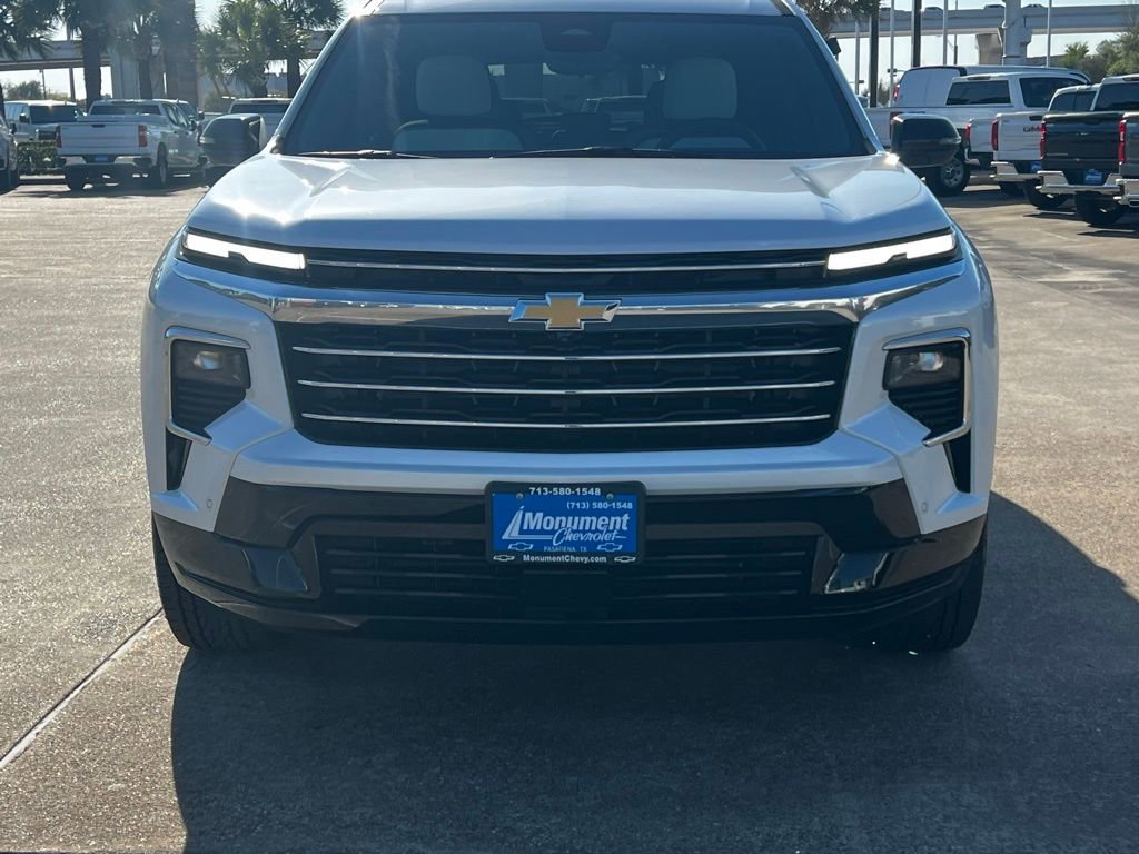 Used 2025 Chevrolet Traverse High Country image 6