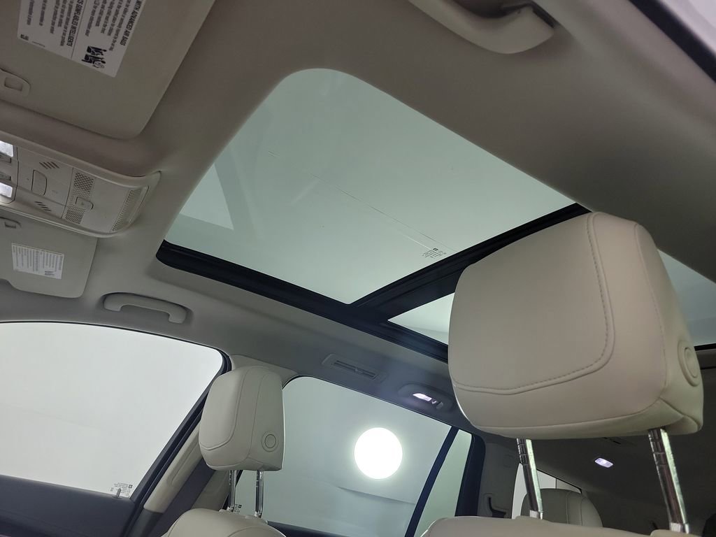 Certified 2023 Cadillac XT6 Premium Luxury w/ Technology Package image 19