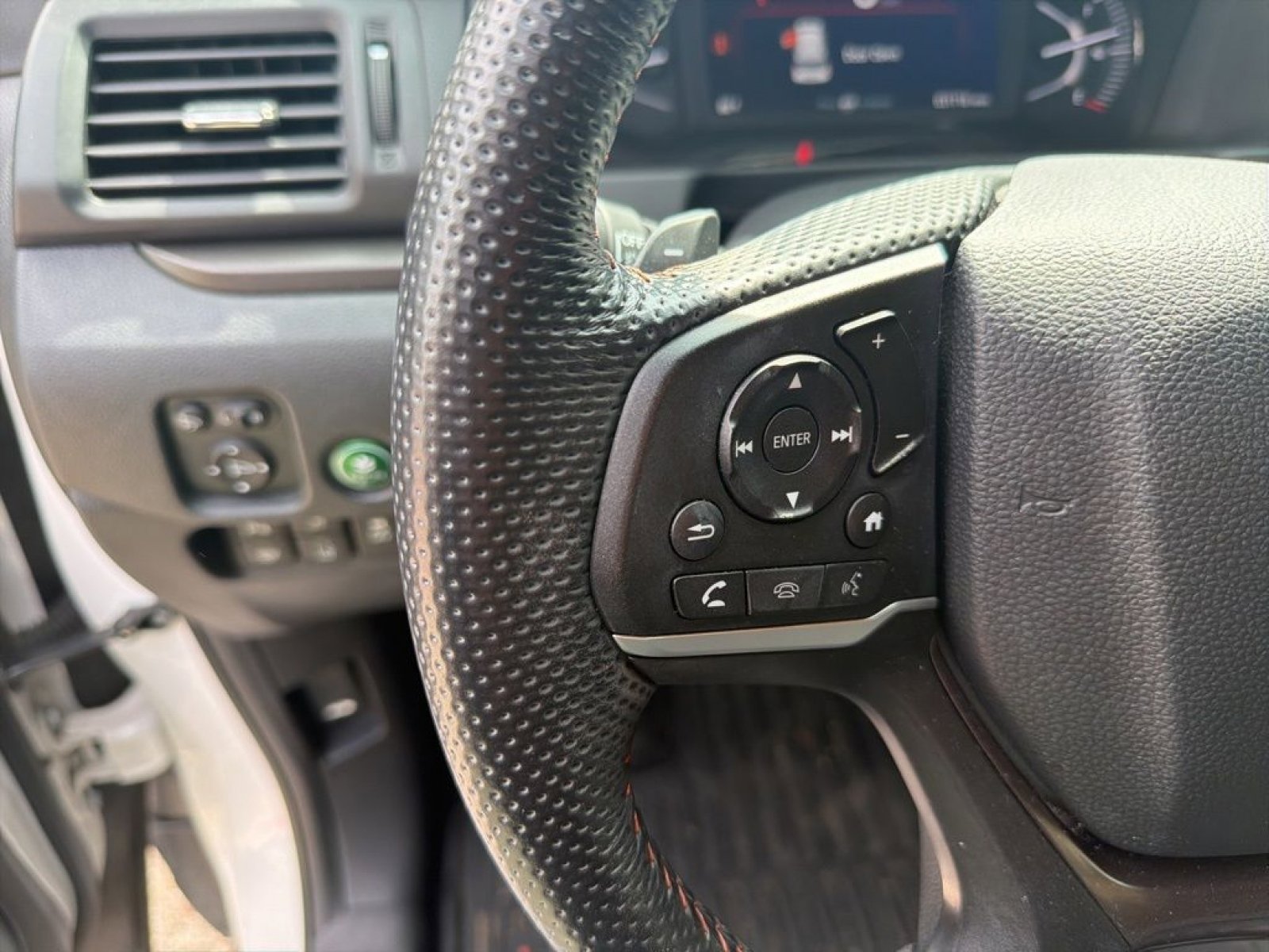Certified 2023 Honda Passport TrailSport image 16