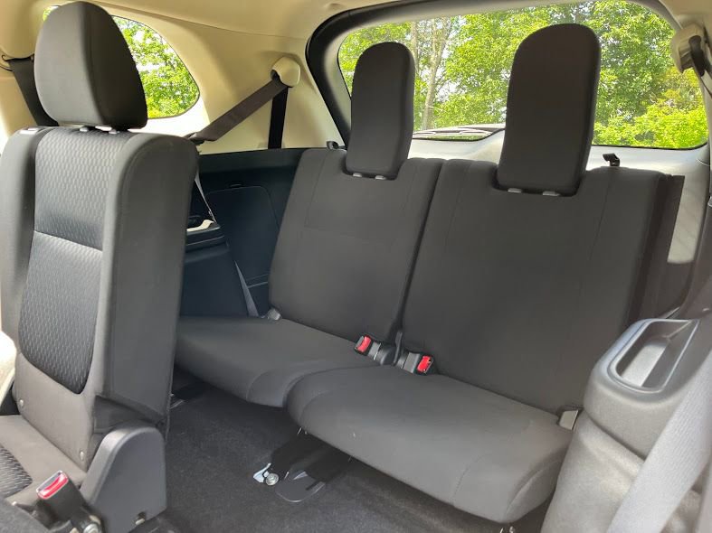 Used 2014 Mitsubishi Outlander SE AWD/4WD image 40