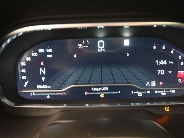 Used 2023 GMC Yukon XL SLT image 9