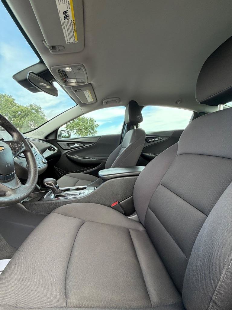 Used 2023 Chevrolet Malibu LT FWD image 10