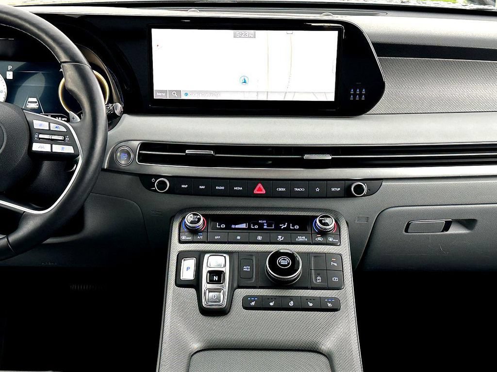 Used 2024 Hyundai Palisade SEL FWD image 32