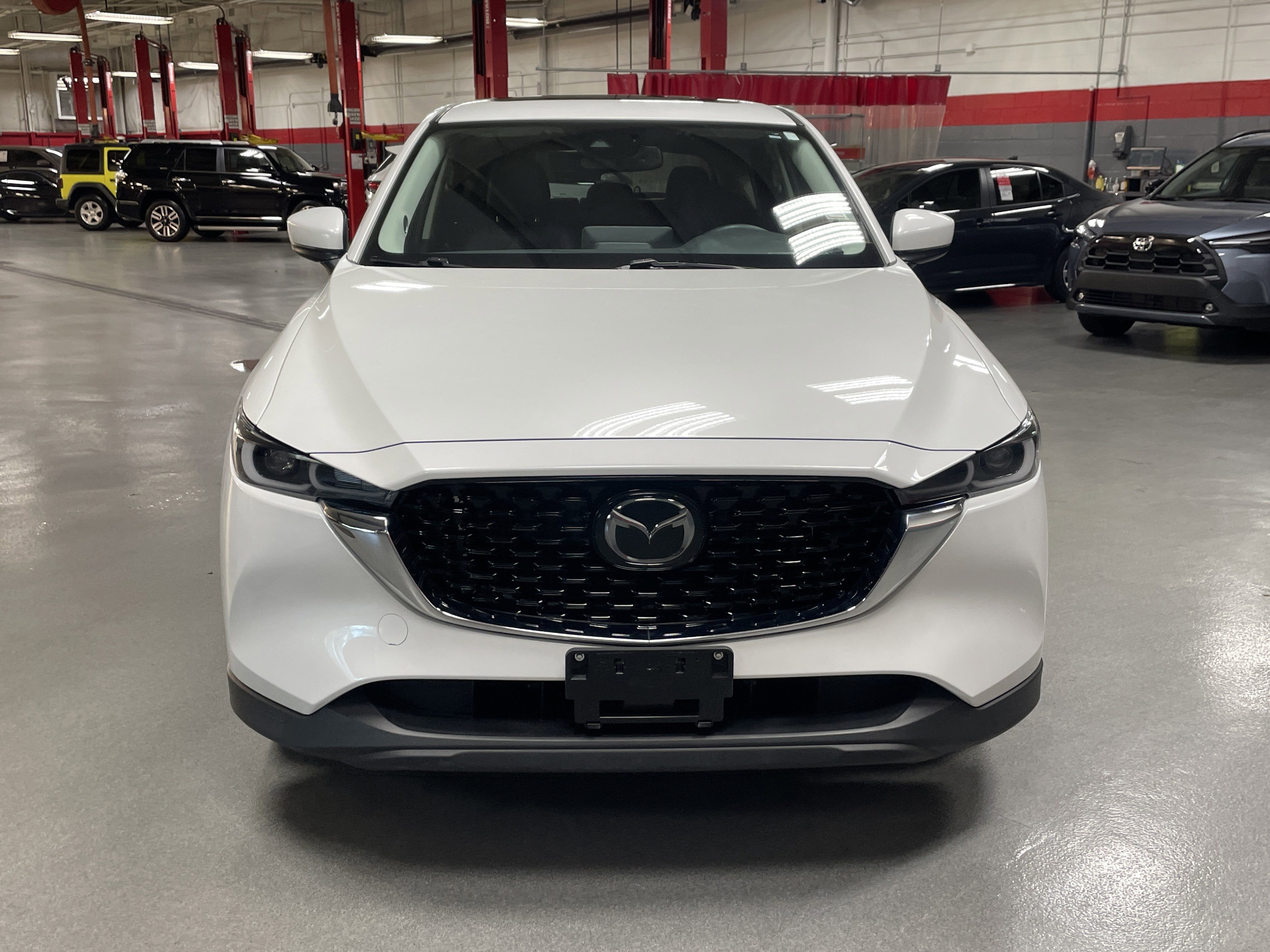Used 2023 MAZDA CX-5 AWD 2.5 S w/ Premium Package image 3