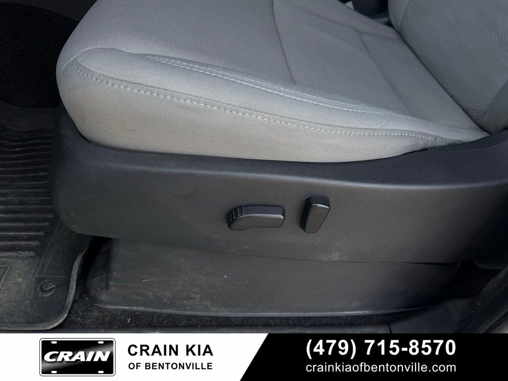 Used 2022 Nissan Frontier SV RWD image 10