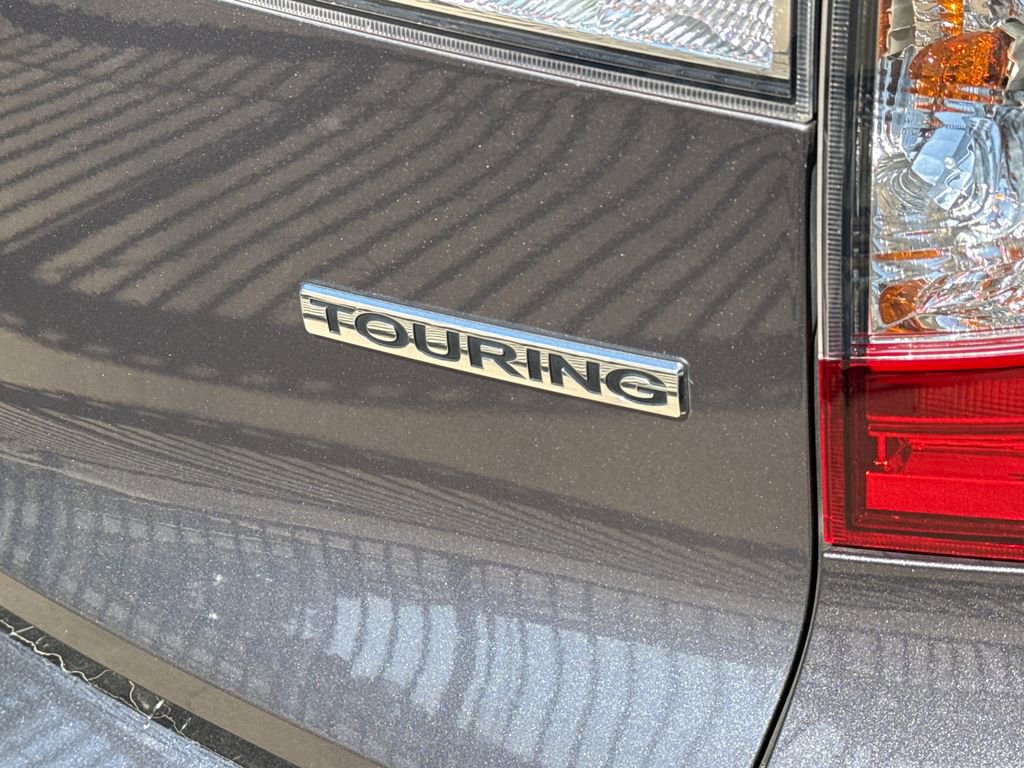 Certified 2022 Honda Pilot Touring image 9