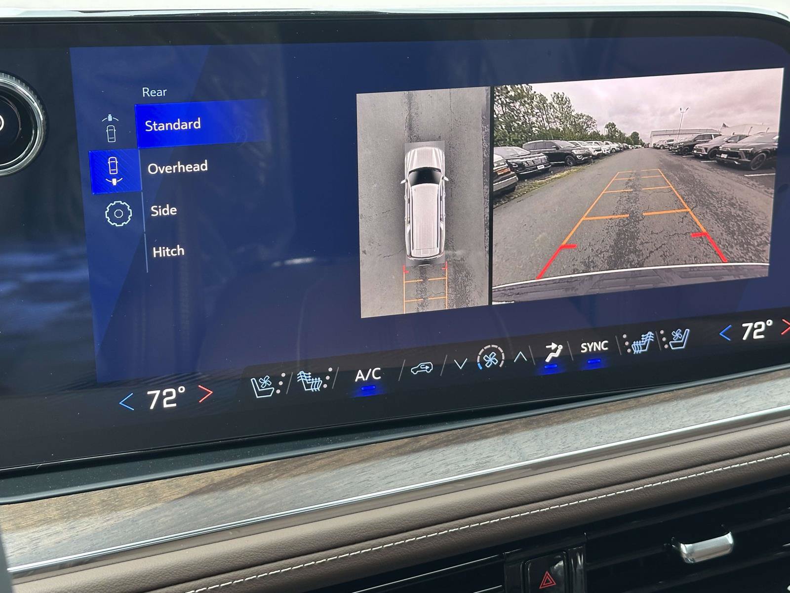 New 2026 Chevrolet Suburban High Country AWD/4WD image 11