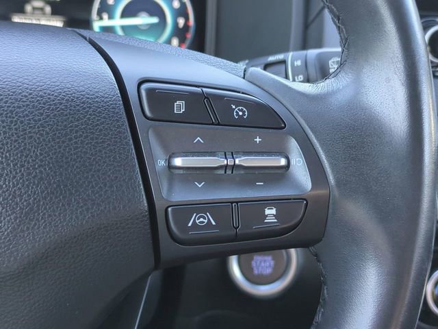 Certified 2022 Hyundai Kona Limited FWD image 26
