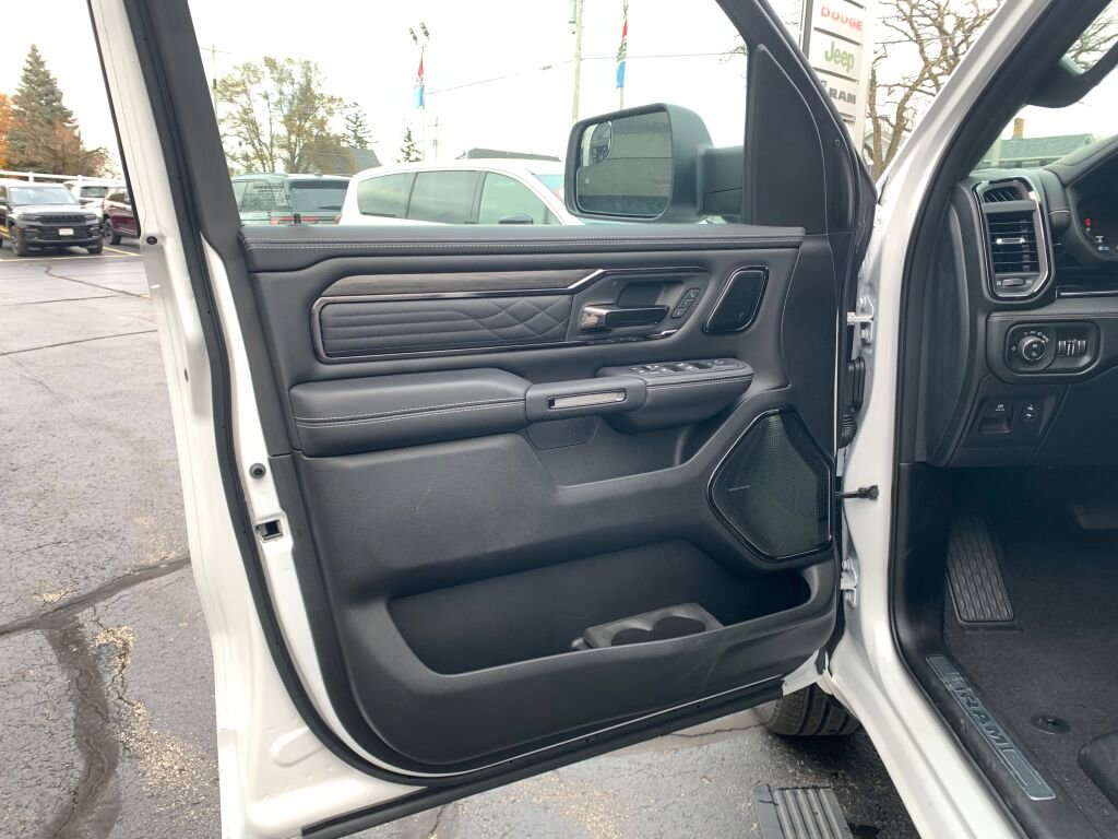 New 2026 RAM 1500 Limited w/ Body Color Bumper Group image 12
