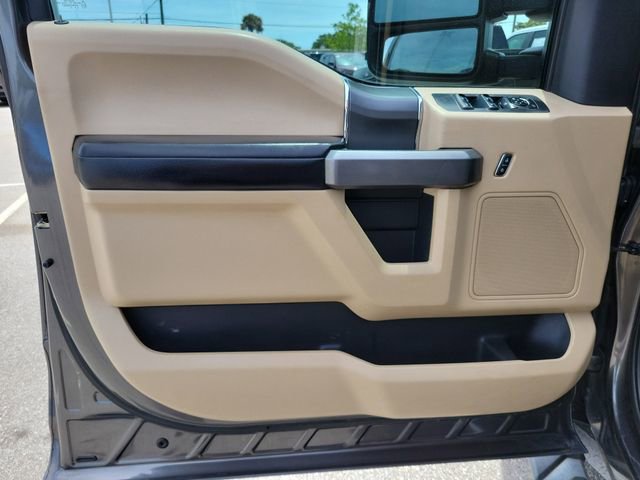 Used 2015 Ford F150 XLT w/ Equipment Group 302A Luxury RWD image 18