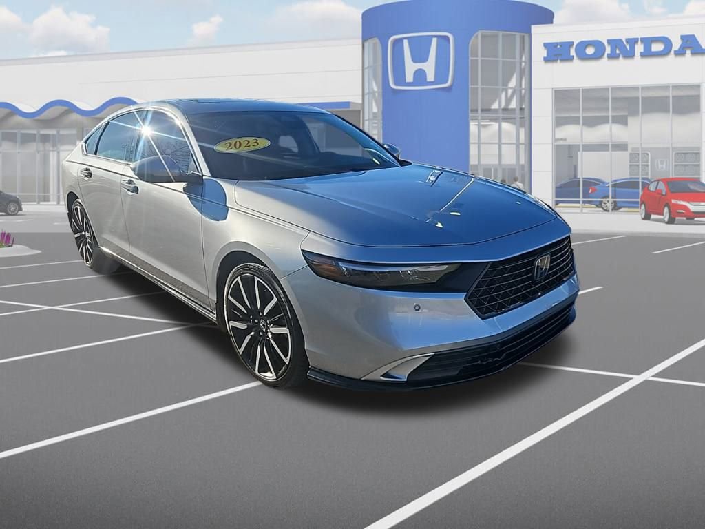 Used 2023 Honda Accord Touring image 1