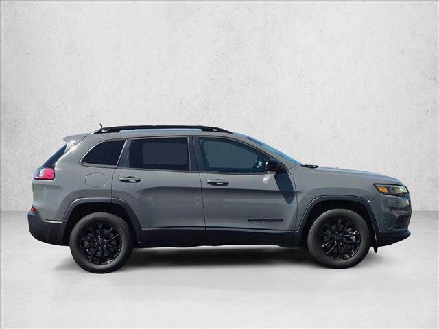 Used 2023 Jeep Cherokee Altitude Lux AWD/4WD image 4