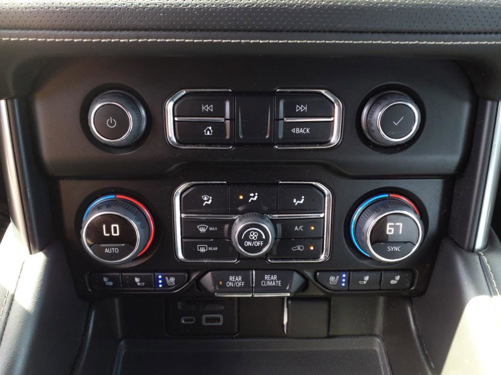 Used 2021 Chevrolet Tahoe Premier image 16