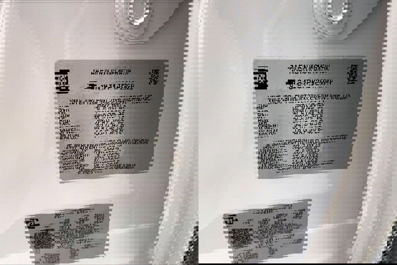 Used 2024 Chevrolet Silverado 2500 High Country w/ High Country Premium Package image 33