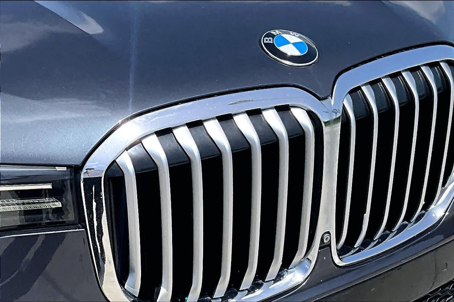 Used 2019 BMW X7 xDrive50i w/ Dynamic Handling Package AWD/4WD image 28