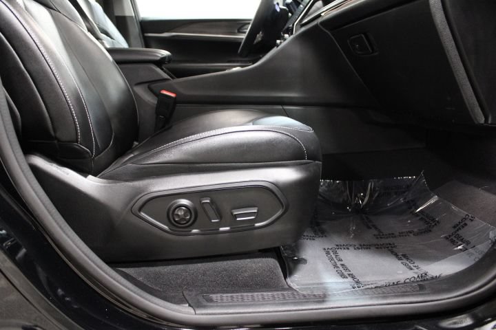 Used 2023 Jeep Grand Cherokee Limited AWD/4WD image 24