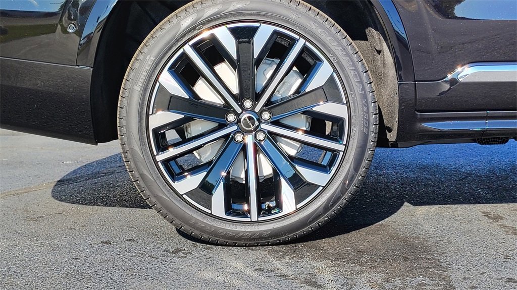 New 2026 Volvo XC90 B6 Ultra image 29