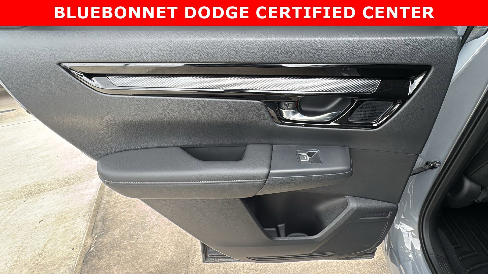 Used 2025 Honda CR-V EX-L image 16