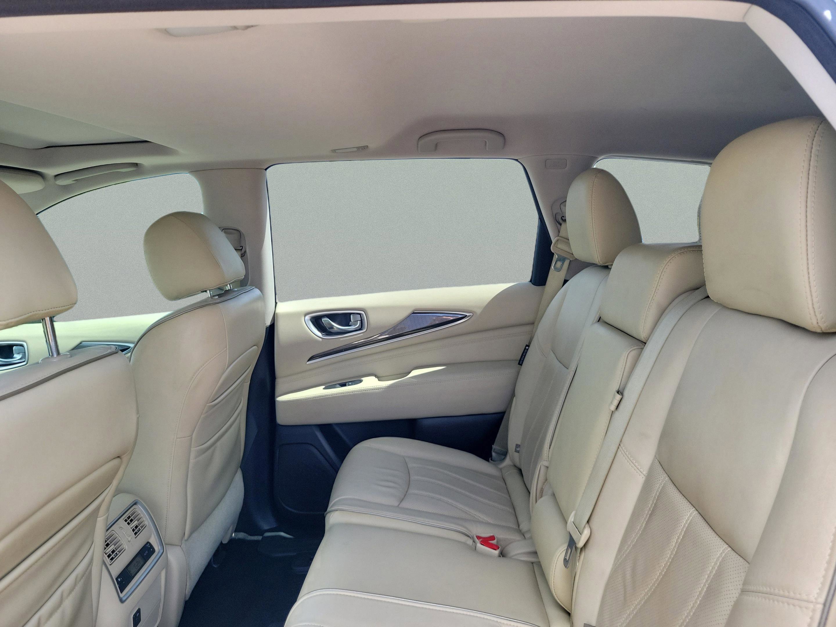 Used 2018 INFINITI QX60 FWD w/ Premium Plus Package image 24