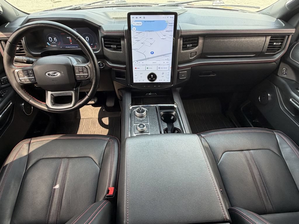 Used 2022 Ford Expedition Limited AWD/4WD image 12