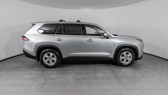 Used 2025 Toyota Grand Highlander FWD image 9