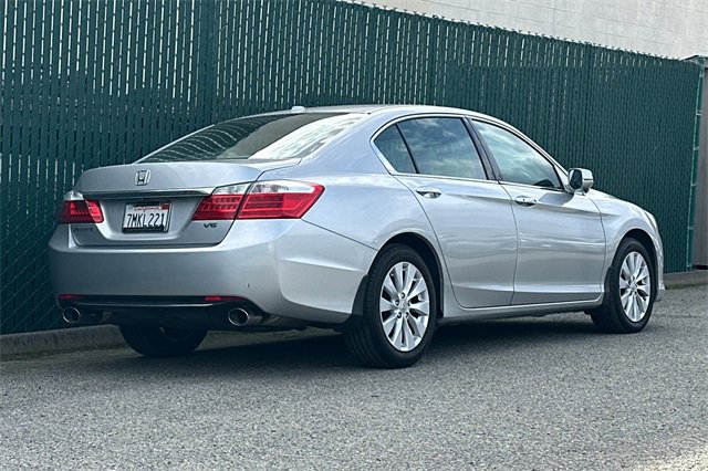 Used 2015 Honda Accord EX-L image 4